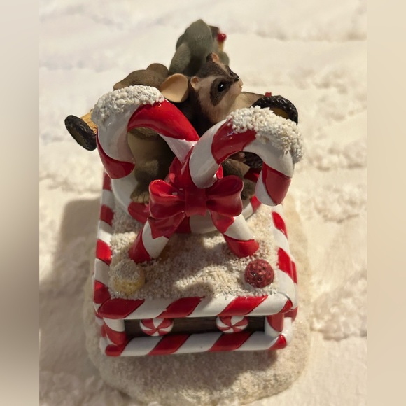 Charming Tails by Fitz and Floyd. “Sugar Time Band Float” figurine - Picture 4 of 5